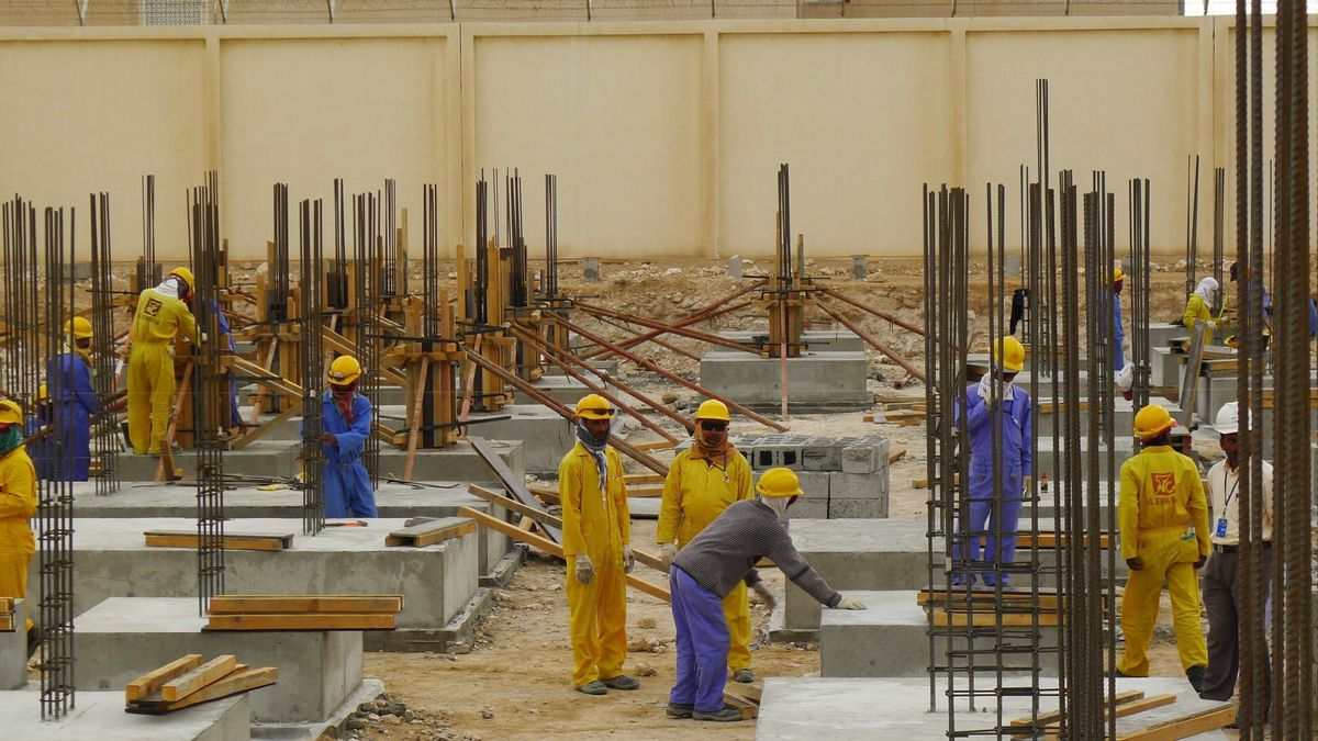 Qatar se desdice y rebaja la cifra a 40 trabajadores fallecidos en la preparación del Mundial