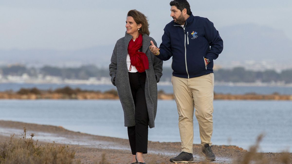 Crean una comisión que coordina a Murcia y al Ministerio "para asegurar el mejor futuro del Mar Menor"