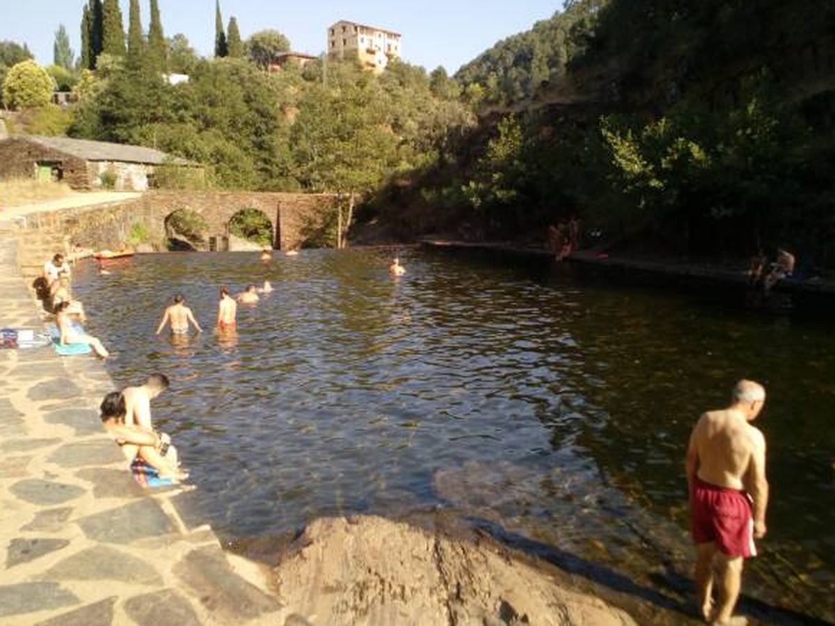 Foto: Cada año los turistas disfrutan de las piscinas naturales que ofrece Cáceres (Twitter/@extremavirtual)