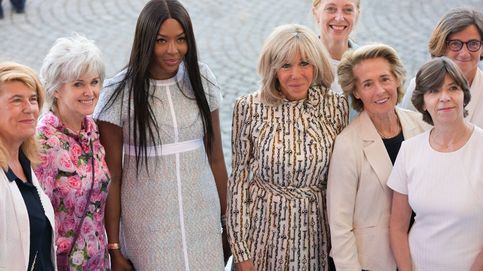 La carísima coincidencia estilística de Brigitte Macron y Naomi Campbell en el Día de la Bastilla