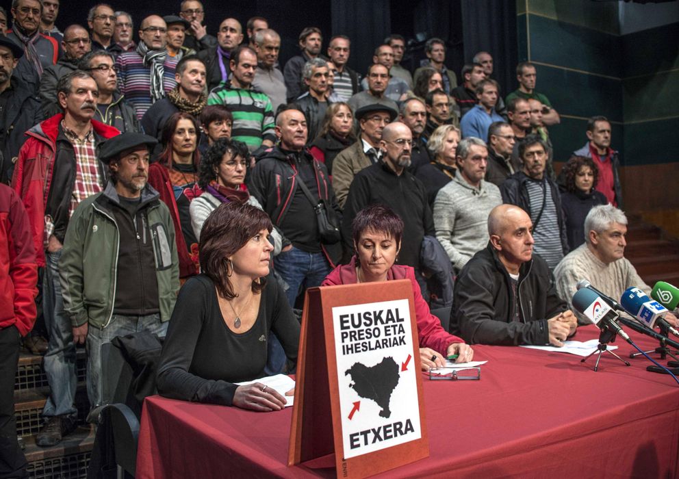 Foto: El Colectivo de Presos Políticos Vascos (EPPK) ha organizado hoy un acto en el Kafe Antzoki a raíz de la derogación de la doctrina Parot (Efe)