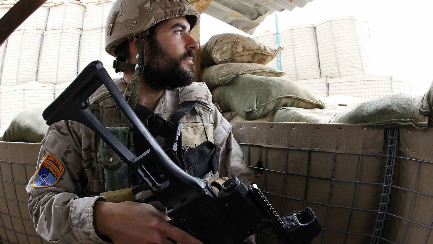 Un tirador del ejército español en Badghis. (EFE)