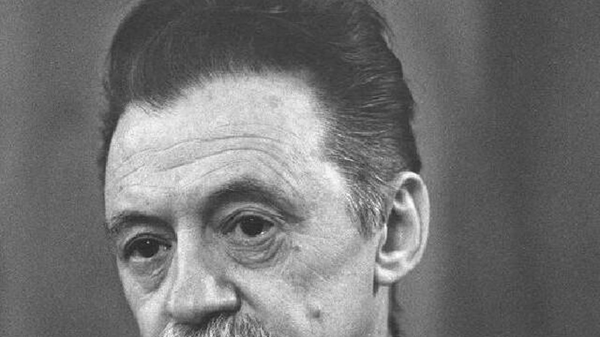 Mario Benedetti, escritor: “Lo que uno quiere de verdad, es lo que está hecho para uno; entonces hay que tomarlo, o intentar. En eso se te puede ir la vida, pero es una vida mucho mejor”