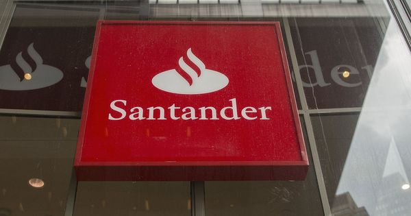 Foto: Vista de una sede del Banco Santander. (EFE)