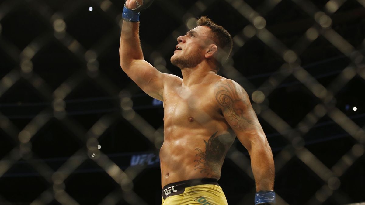 UFC: Lee cae en la trampa de Dos Anjos y termina KO brutalmente estrangulado