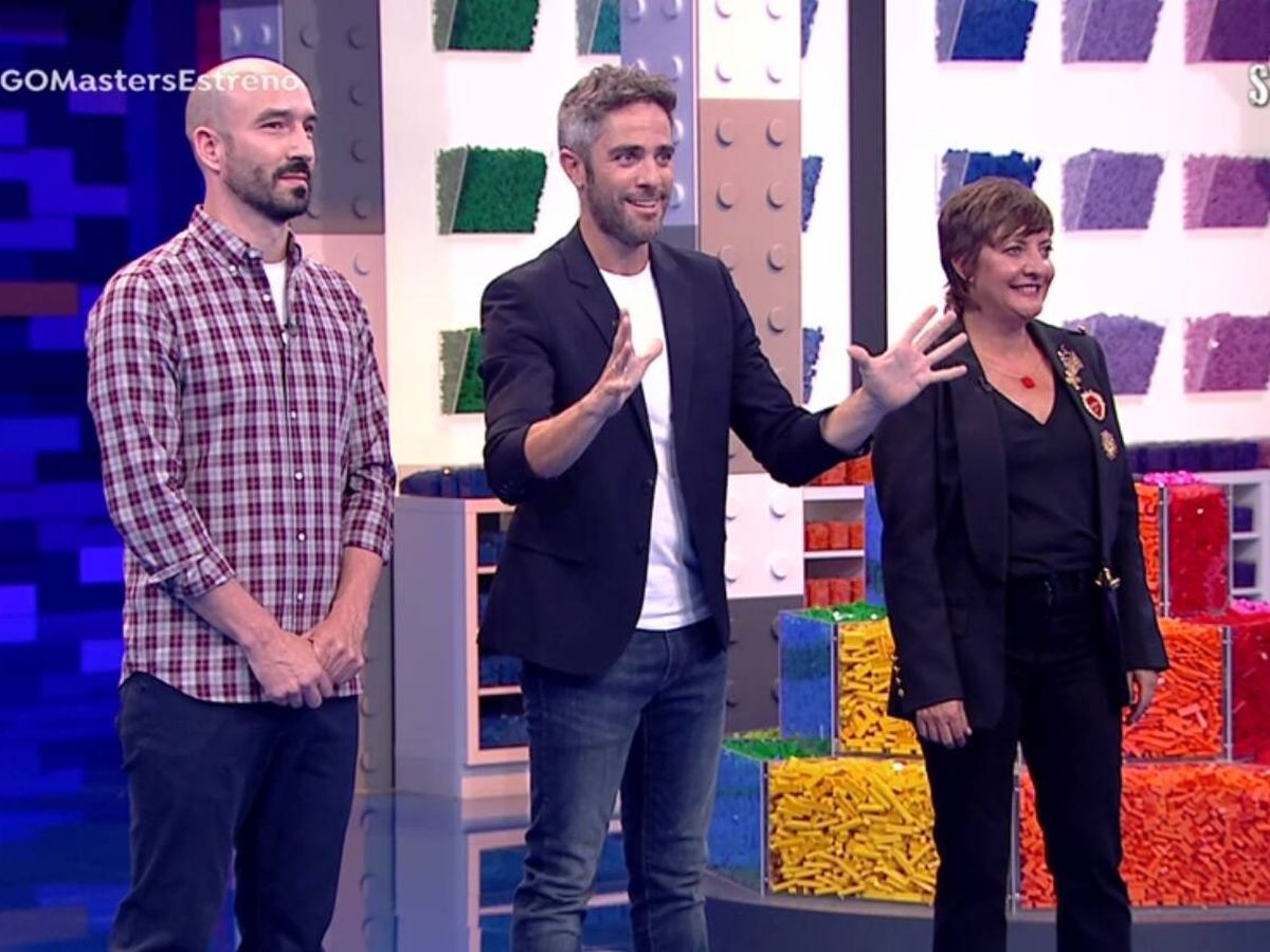 Foto: Pablo González, Roberto Leal y Eva Hache. (Antena 3).