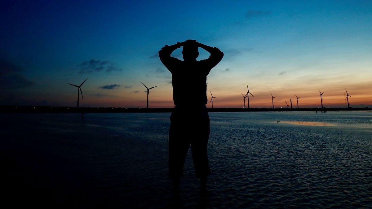 Santander proyecta un fondo de renovables para sus clientes vip