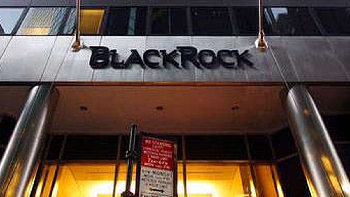 BlackRock eleva su apuesta por España e incrementa su posición en Cie y Ferrovial