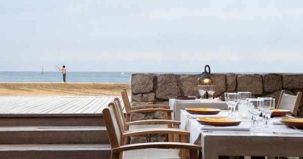 Foto: Restaurante Agua, a pie de playa, cerca del Puerto Olímpico de Barcelona. (Cortesía)