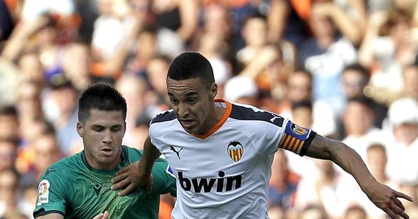 Foto: Rodrigo fue titular en el Valencia-Real Sociedad jugado el pasado sábado. (EFE)