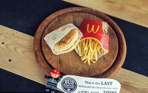 Así luce la última hamburguesa de McDonald's vendida en Islandia