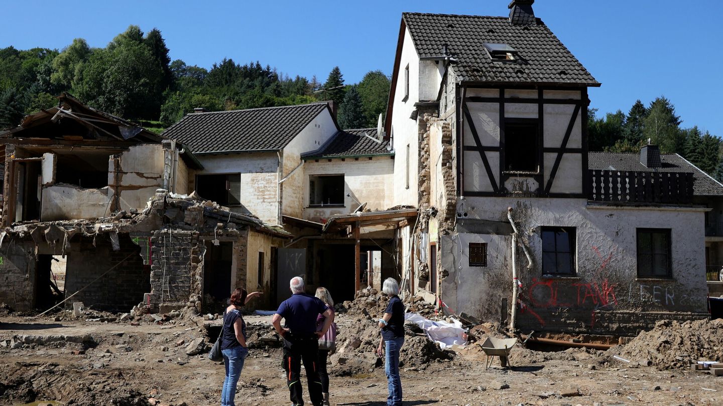 Casas destruidas tras las inundaciones que asolaron Altenahr, en el distrito de Ahrweiler, Alemania, en septiembre. Foto: EFE
