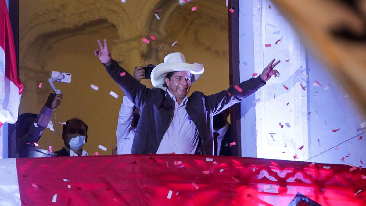 Castillo se declara presidente electo de Perú y Fujimori sigue rechazando su derrota