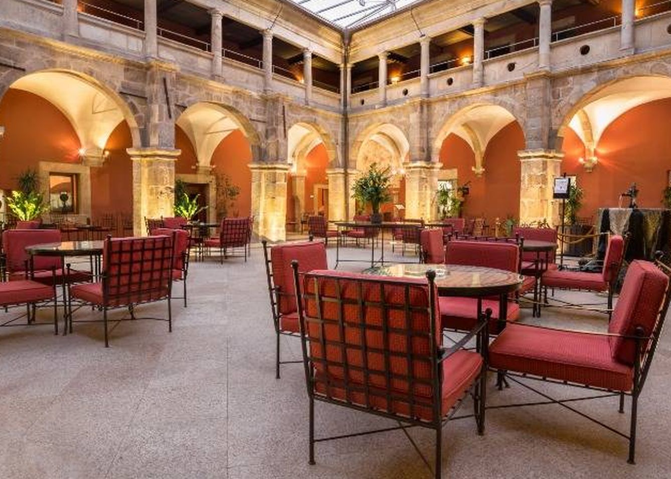 El hotel Izan de Trujillo conserva la arquitectura del siglo XVI