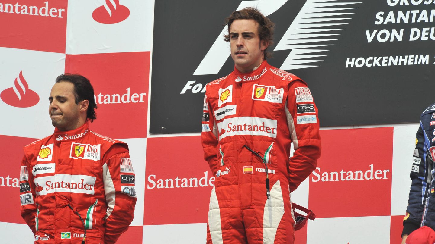Alonso y Massa en el gran premio de Alemania de 2010 (REUTERS)