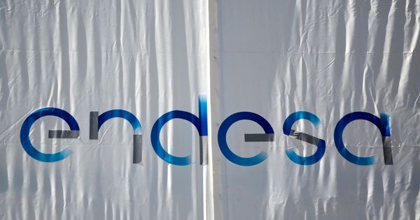 Foto: Imagen de archivo del logo de Endesa. (Reuters)