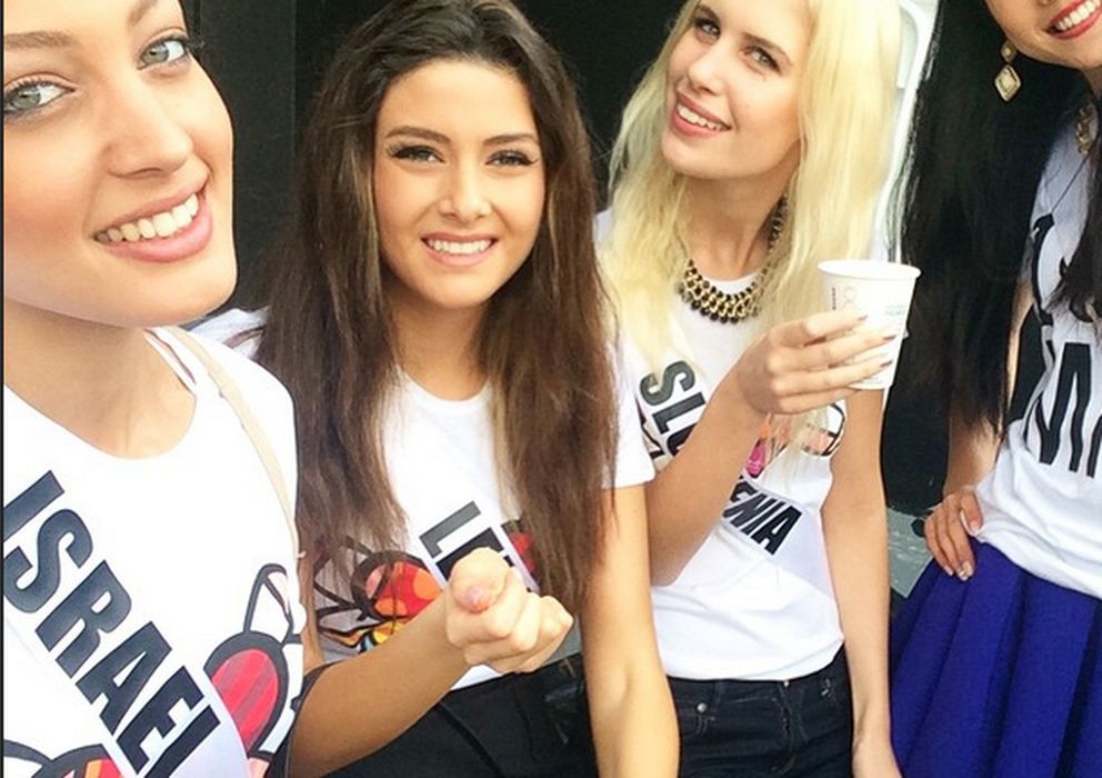 Foto: Miss Israel subió este 'selfie' con Miss Líbano a Instagram 