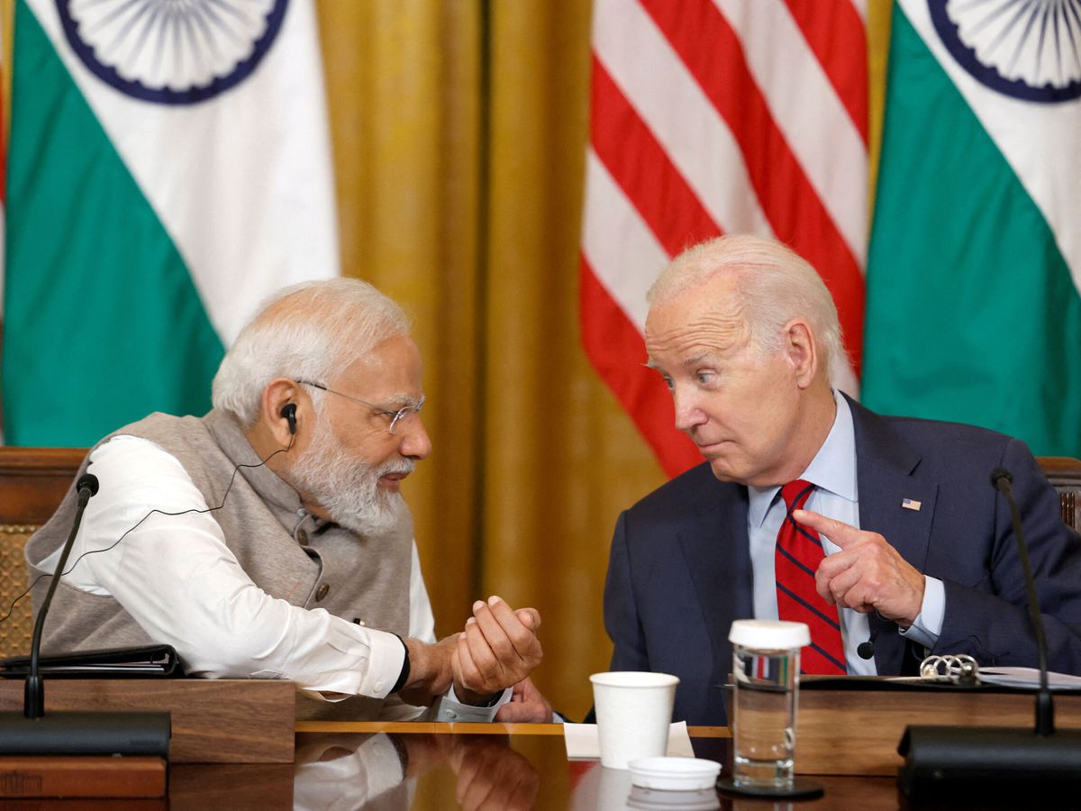Foto: El Presidente de EEUU, Joe Biden y el Primer Ministro de la India, Narendra Modi. (Reuters/Evelyn Hockstein)