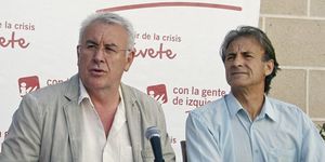 El líder de IU en Extremadura garantizó al socialista Vara que seguiría gobernando