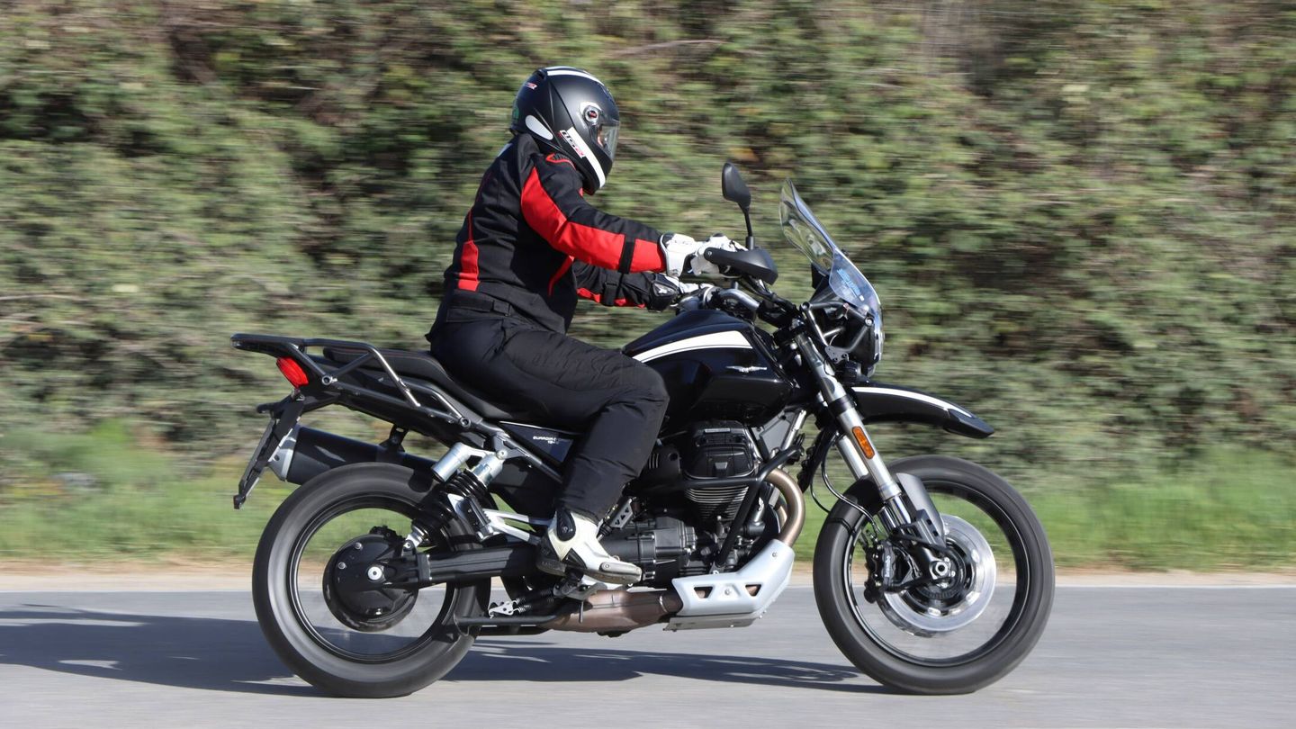 Es una moto ideal para viajar, por comodidad y protección.