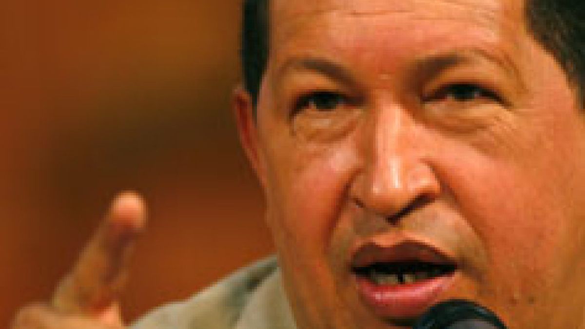 Chavez ataca a Estados Unidos: "Las bases militares en Colombia podrían comenzar una guerra"