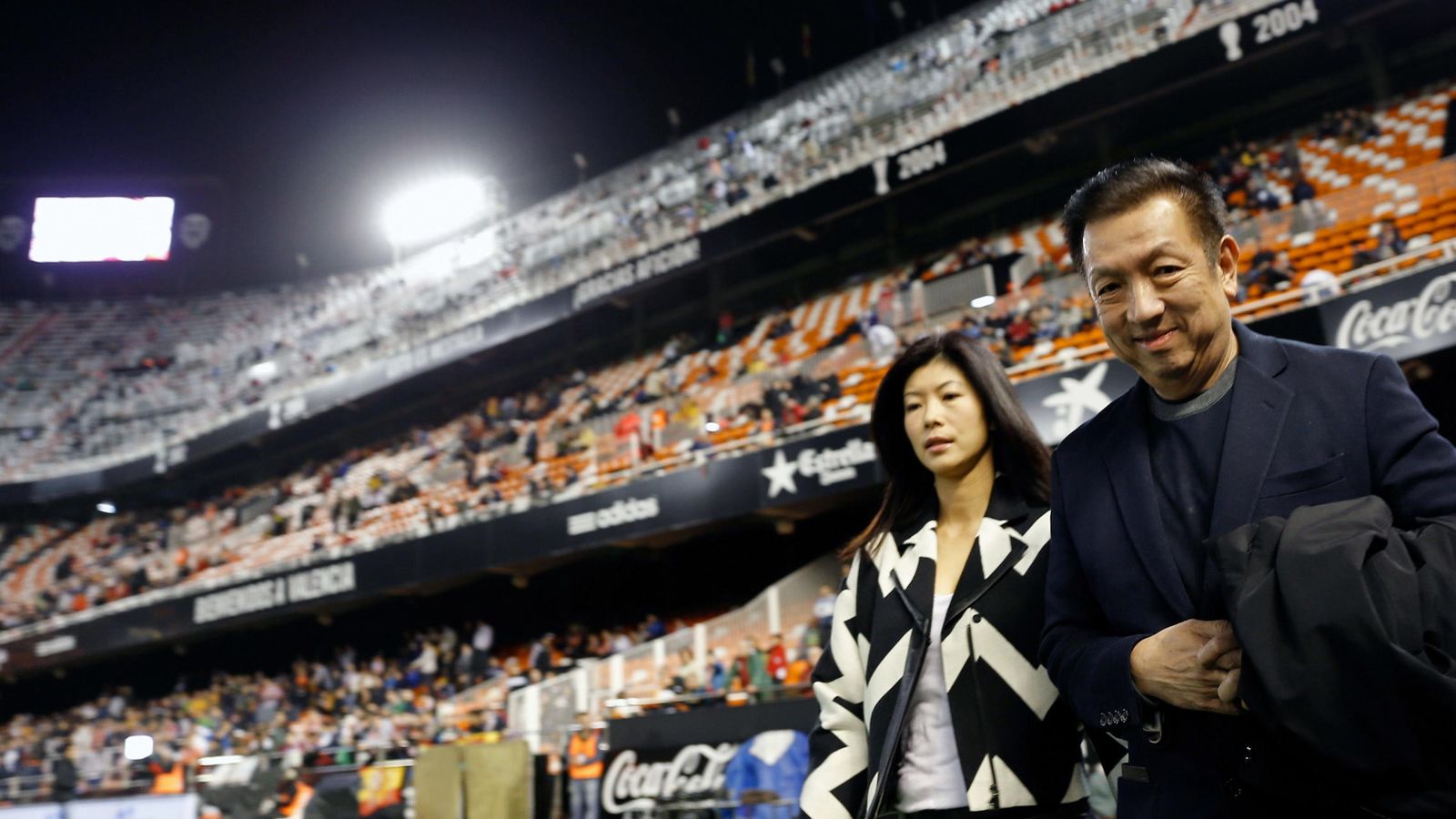 Peter Lim vende el 42% del Valencia a los socios de KKR tras valorar el club en 1.250 millones de euros