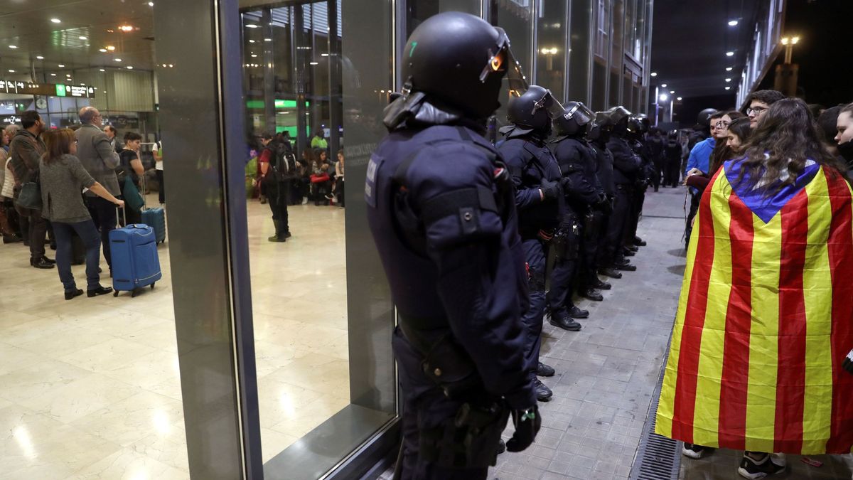Interior envía a 600 antidisturbios de la Policía a Cataluña para la Diada y el 1-O