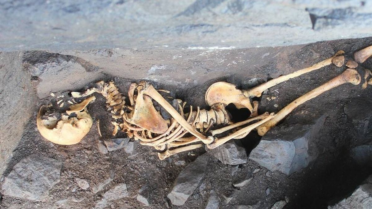 Descubren restos de seis personas maniatadas en una cueva de Gran Canaria