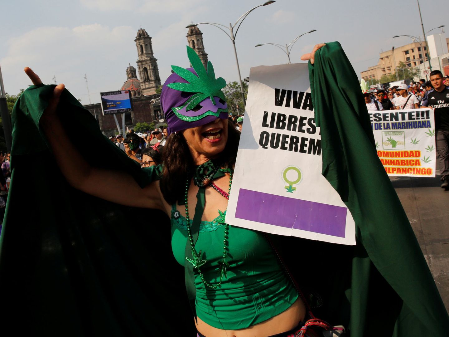 Marcha a favor de la legalización del cannabis en Ciuda de México, el 6 de mayo de 2017. (Reuters)