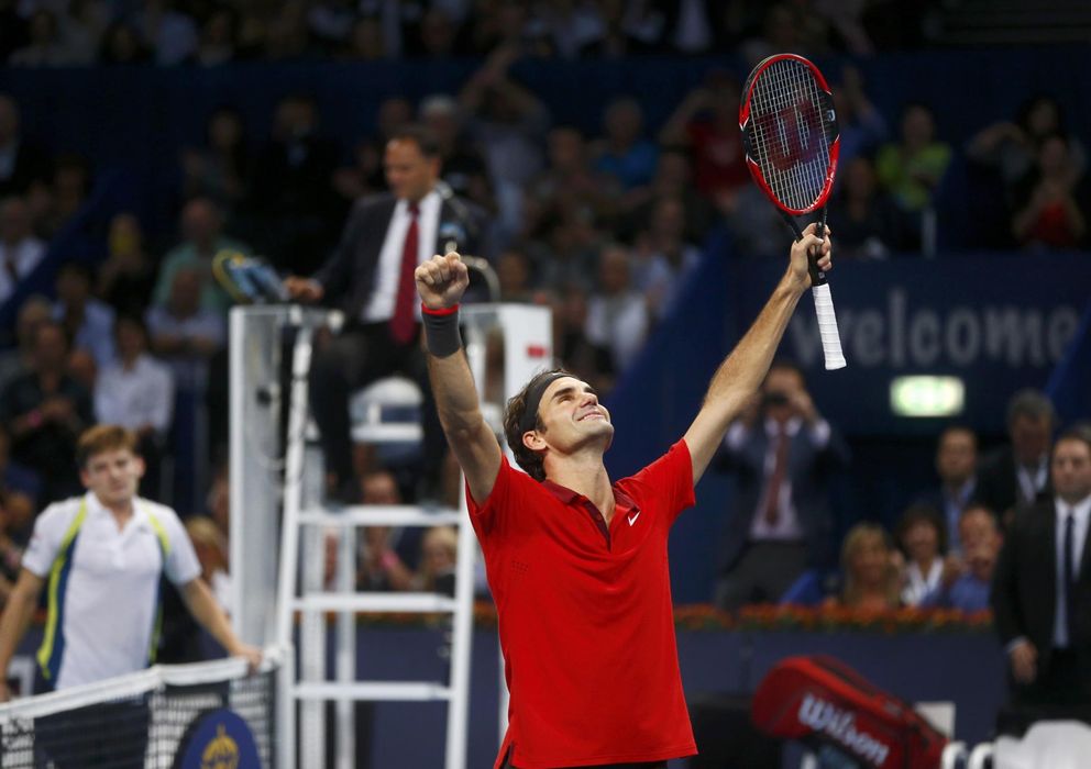 Foto: Federer celebra su victoria en su territorio, Basilea (Reuters).