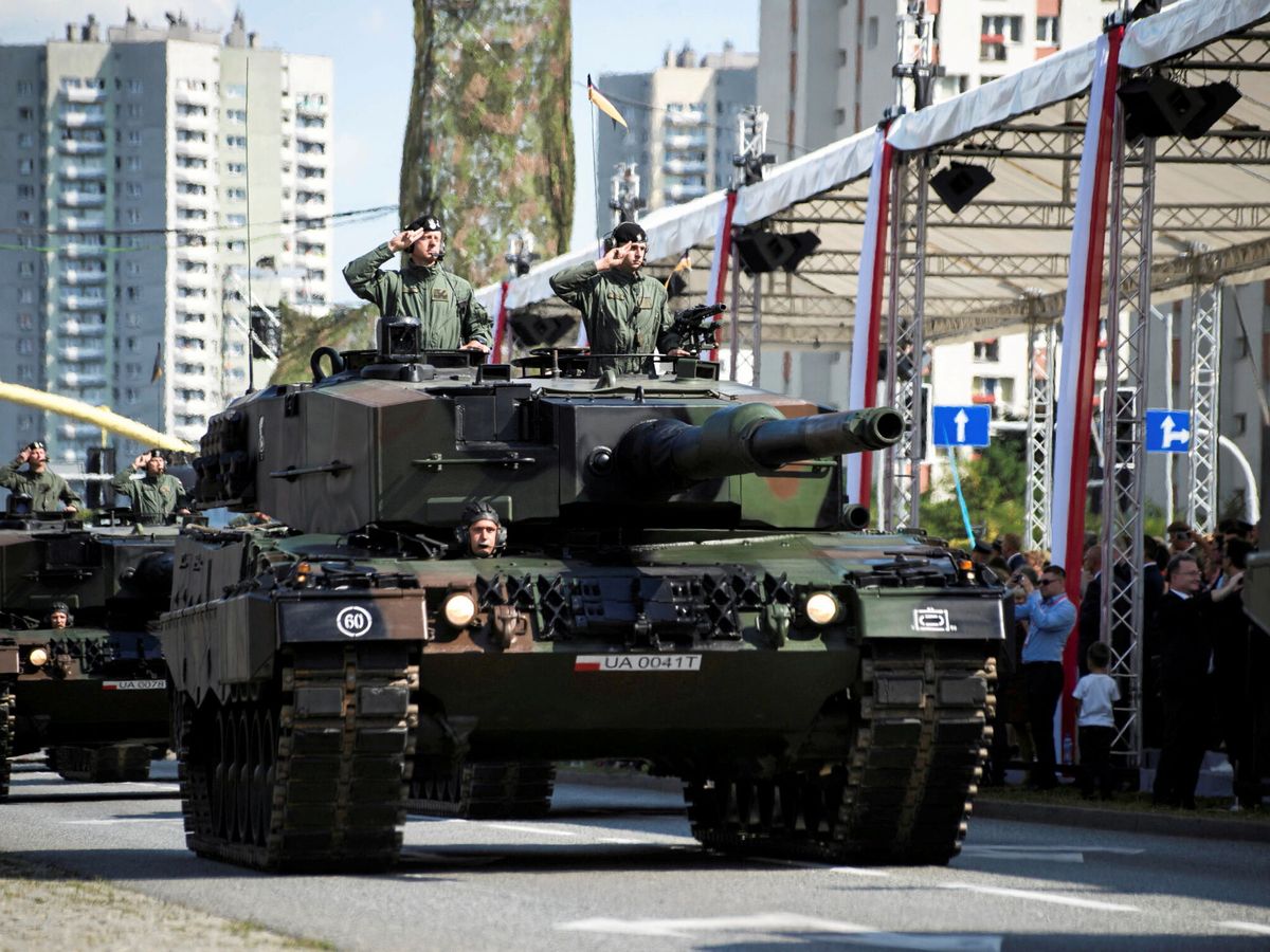 Foto: Desfile de fuerzas armadas en Polonia en 2019. (Reuters)