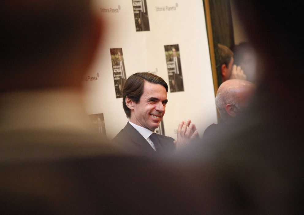 Foto: El expresidente del Gobierno José María Aznar durante la presentación de la segunda parte de sus memorias. (E. Villarino)