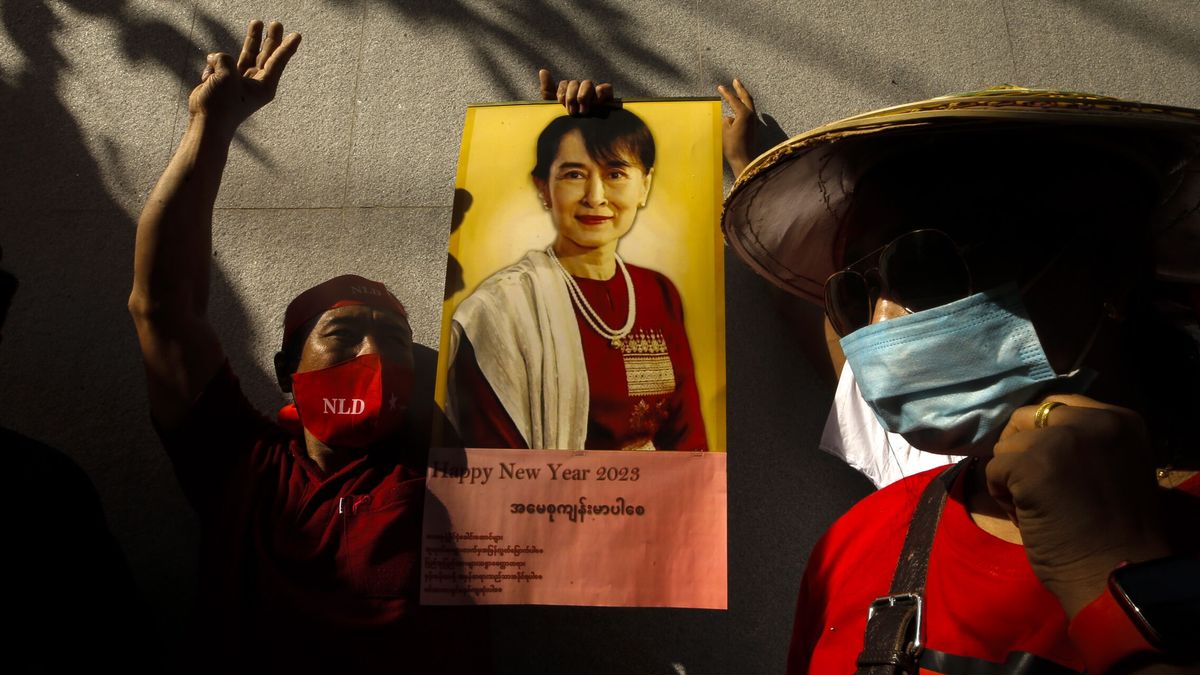 La justicia de Birmania condena 7 años más a Suu Kyi, que ya acumula 33 años en prisión