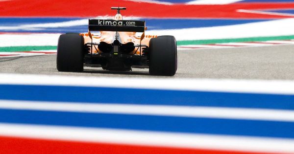 Foto: Fernando Alonso en los entrenamientos del GP de Estados Unidos. (McLaren)