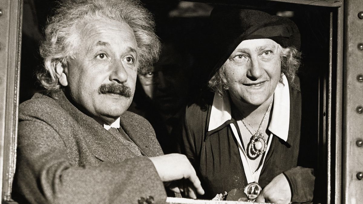 Seis claves para (intentar) comprender la teoría de la relatividad de Einstein