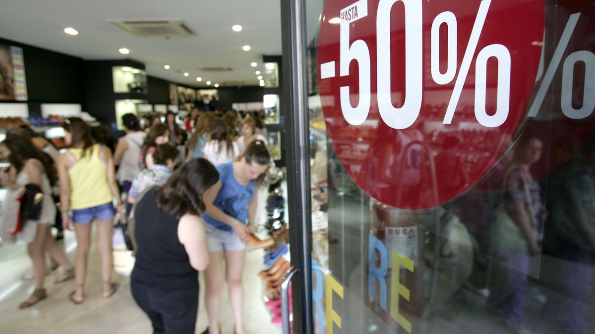 Las ventas minoristas bajan un 3,9% en 2013 y suman seis años en negativo