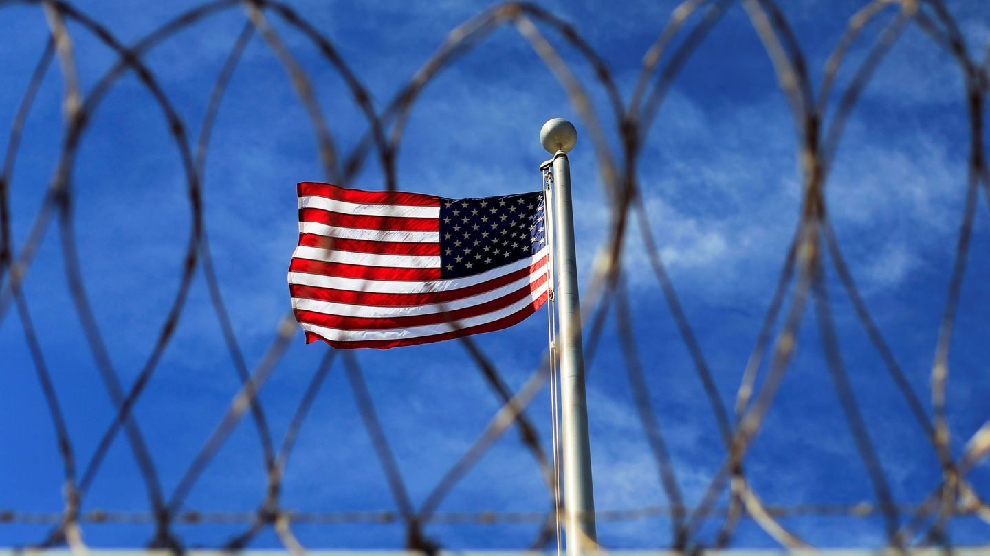 La prisión de Guantánamo se convirtió en arma arrojadiza entre políticos (Reuters/Bob Strong)