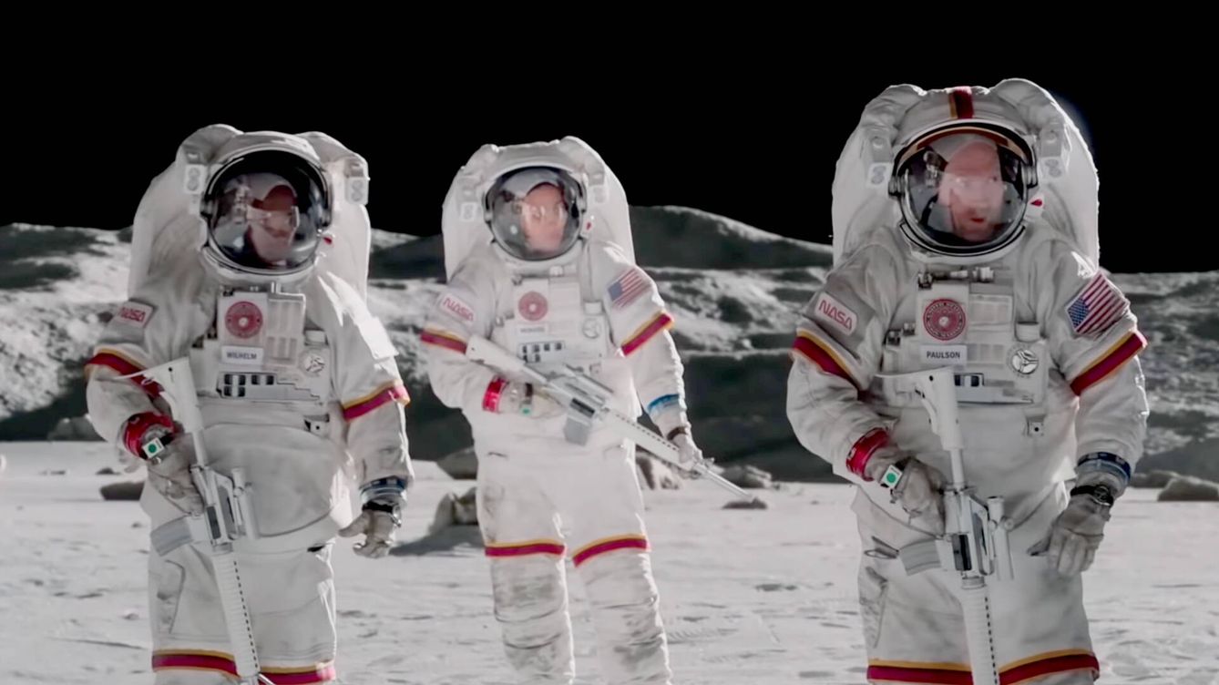 Foto: Fotograma de la serie For All Mankind, que muestra una historia alternativa en la que EEUU y Rusia se enfrentan en la Luna. (Apple)