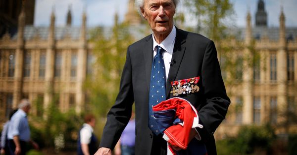 Foto: Joaquim Roenneberg en un acto de homenaje a las operaciones británicas contra los nazis, en Westminster. (Reuters)