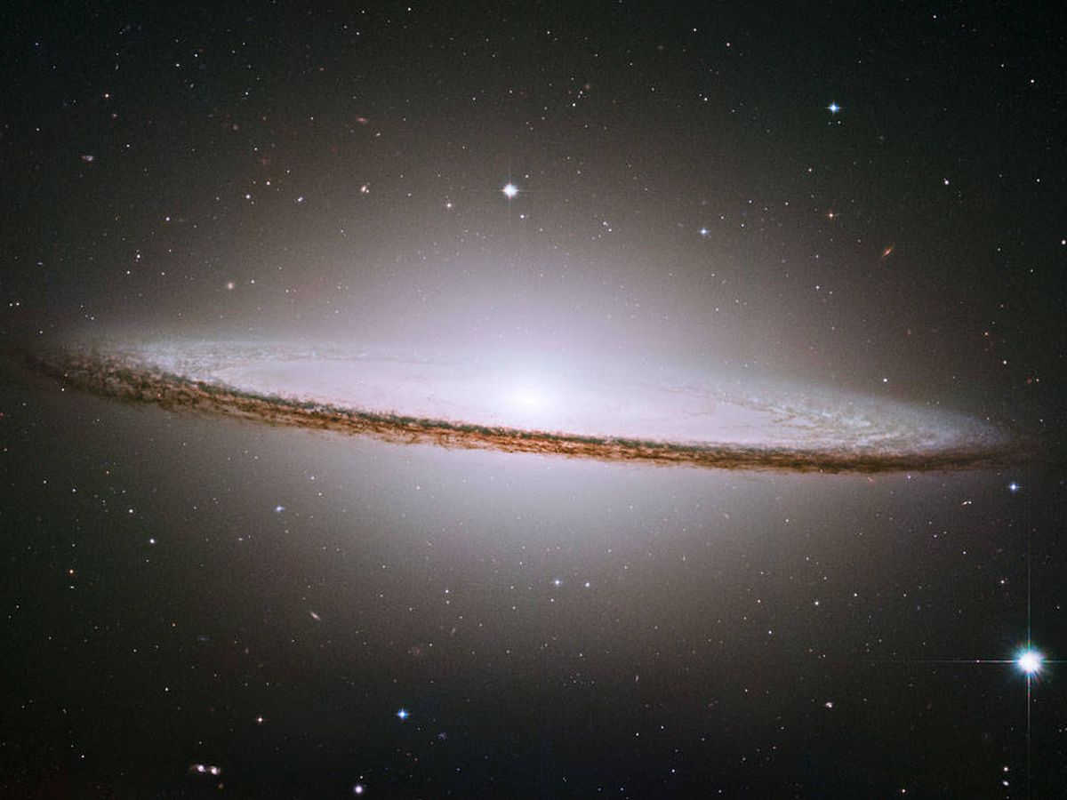 Foto: La galaxia del sombrero, captada por el telescopio Hubble (NASA)