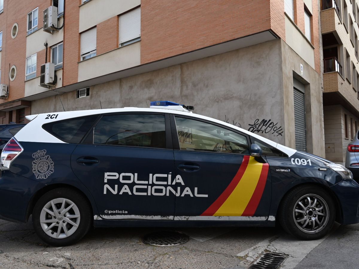 Foto: Un coche de la Policía Nacional en una imagen de archivo. (Europa Press/Andrés Rodríguez)