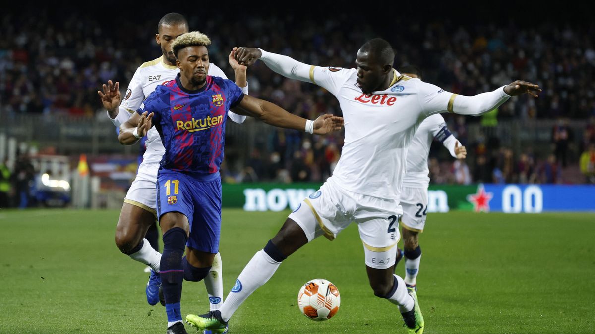 El Barça se la jugará en Nápoles: 'penaltito' y festival de ocasiones fallidas (1-1)