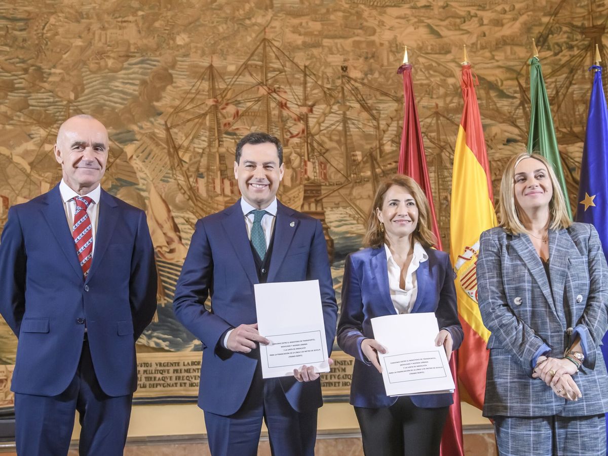 Foto: El Gobierno y la Junta han formalizado el convenio de financiación del tramo norte de la línea 3 del Metro de Sevilla. (EFE/Raúl Caro)