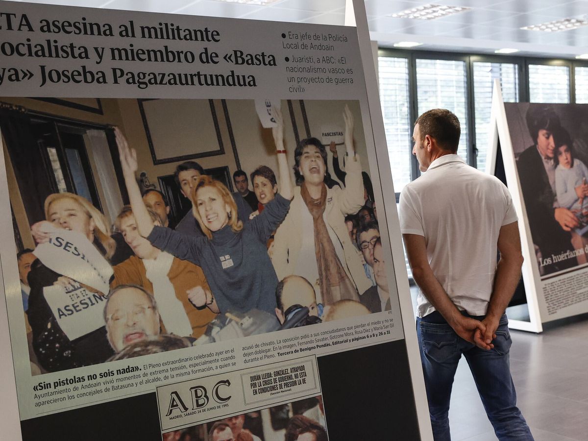 Foto: Una exposición inaugura el 25 aniversario del asesinato de Miguel Ángel Blanco. (EFE/Miguel Toña)
