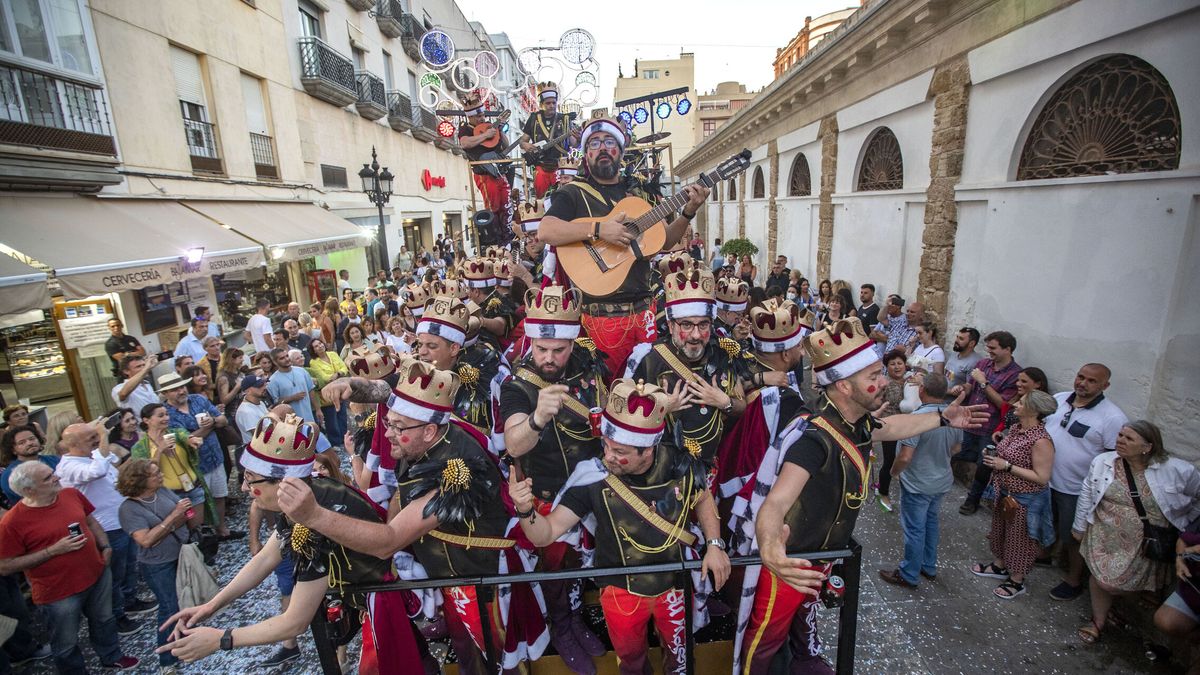 Problemas de alojamiento en Cádiz durante el Carnaval: así están los precios para el fin de semana