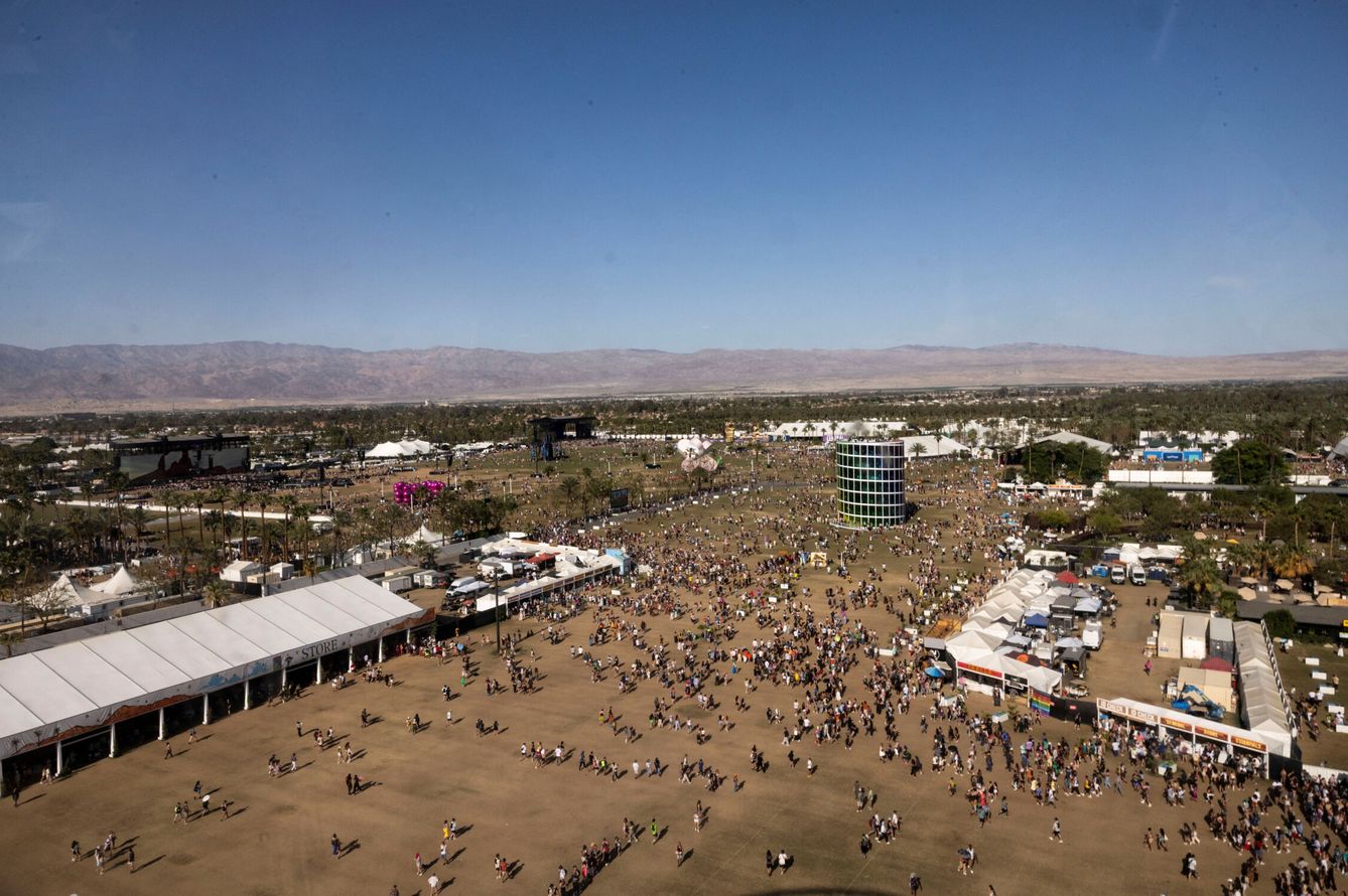 ¿Qué hace un lugar tan remoto como el desierto de Mojave tan poblado? El festival Coachella. (Reuters)