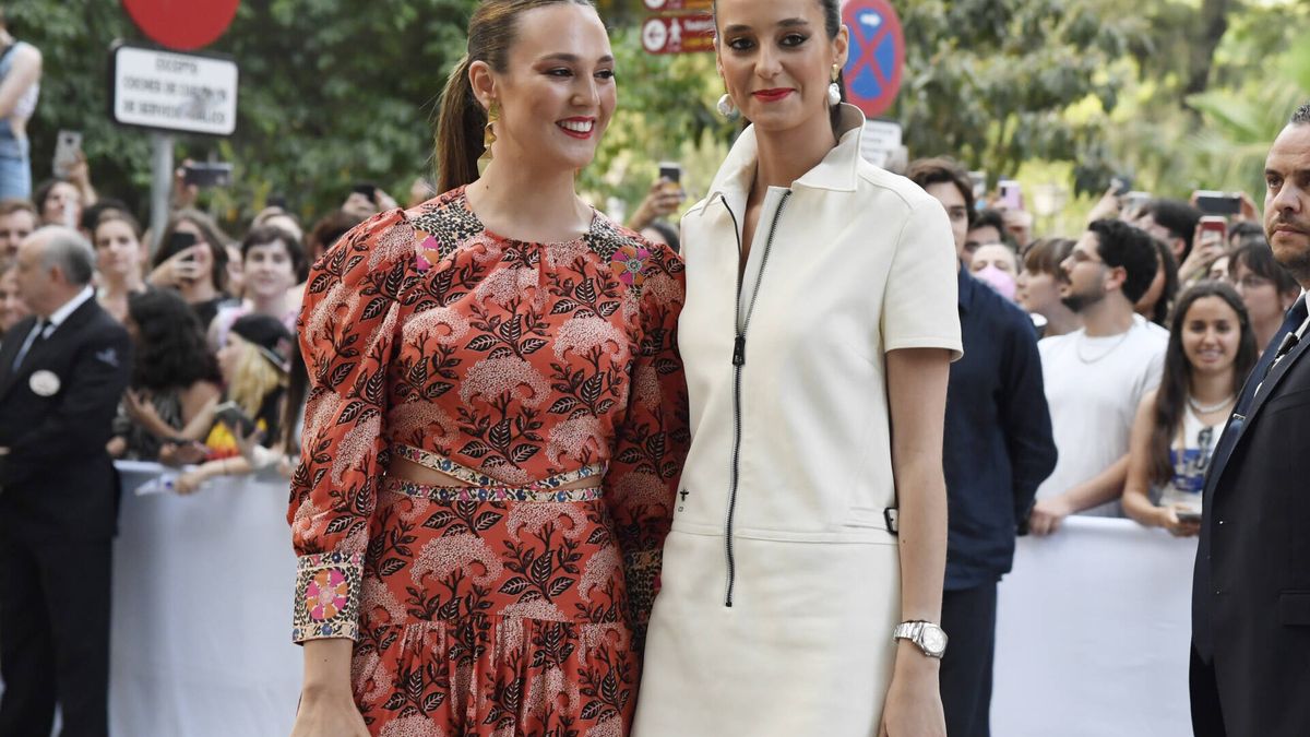 El desfile de Dior paraliza la plaza de España de Sevilla