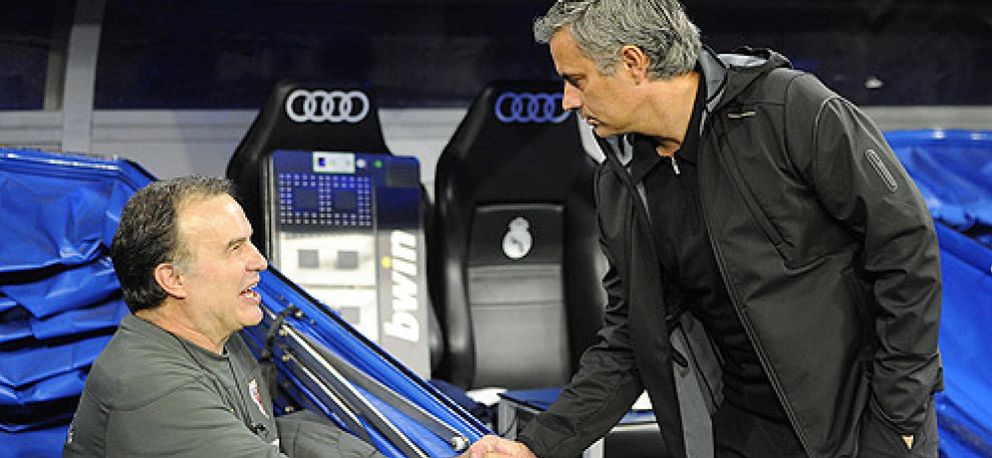 Foto: Mourinho ya sabe cómo suenan los pitos en el Santiago Bernabéu