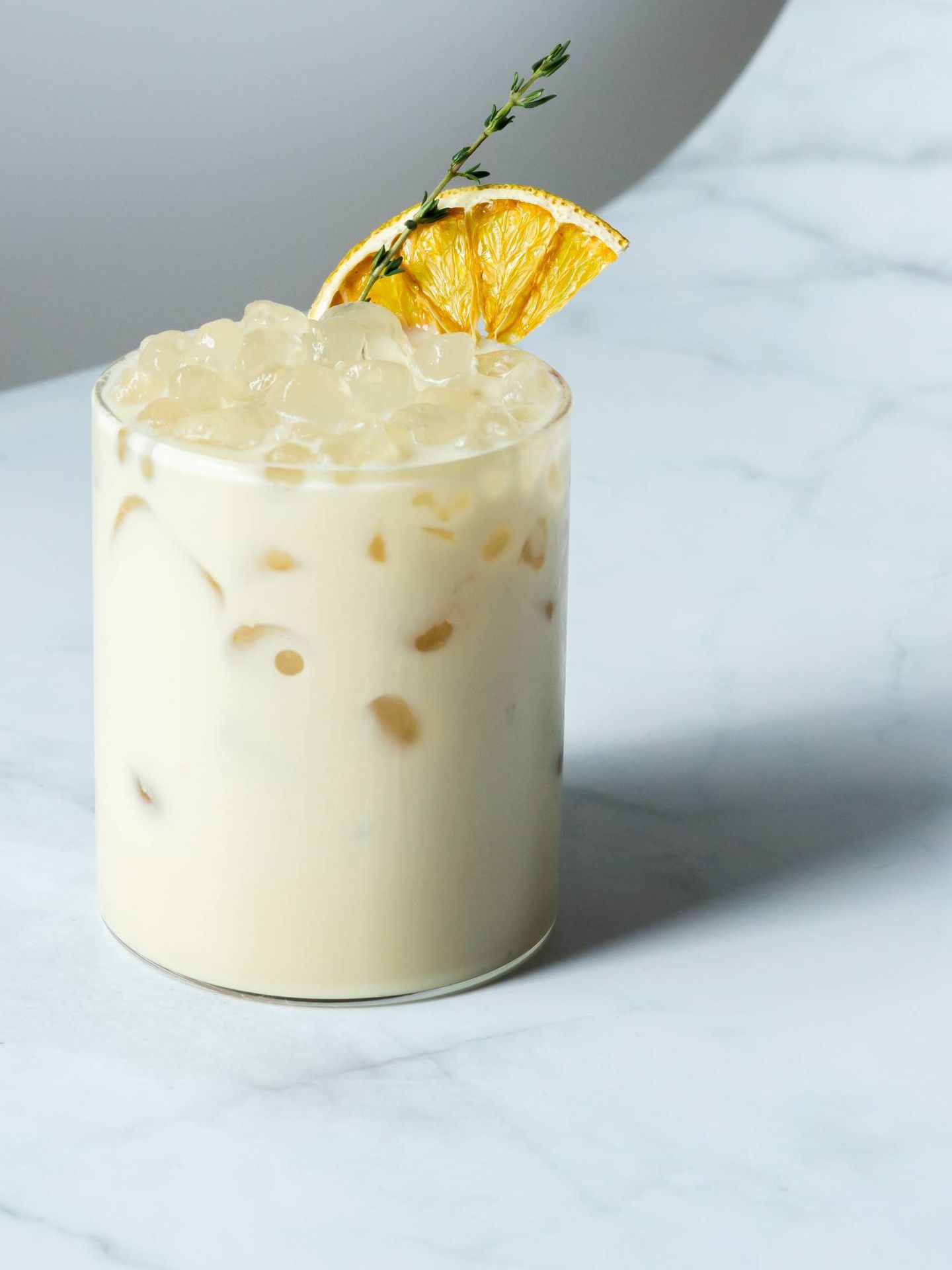 Golden Milk, la bebida antioxidante y antiinflamatoria. (Trình Minh Th? para Unsplash)