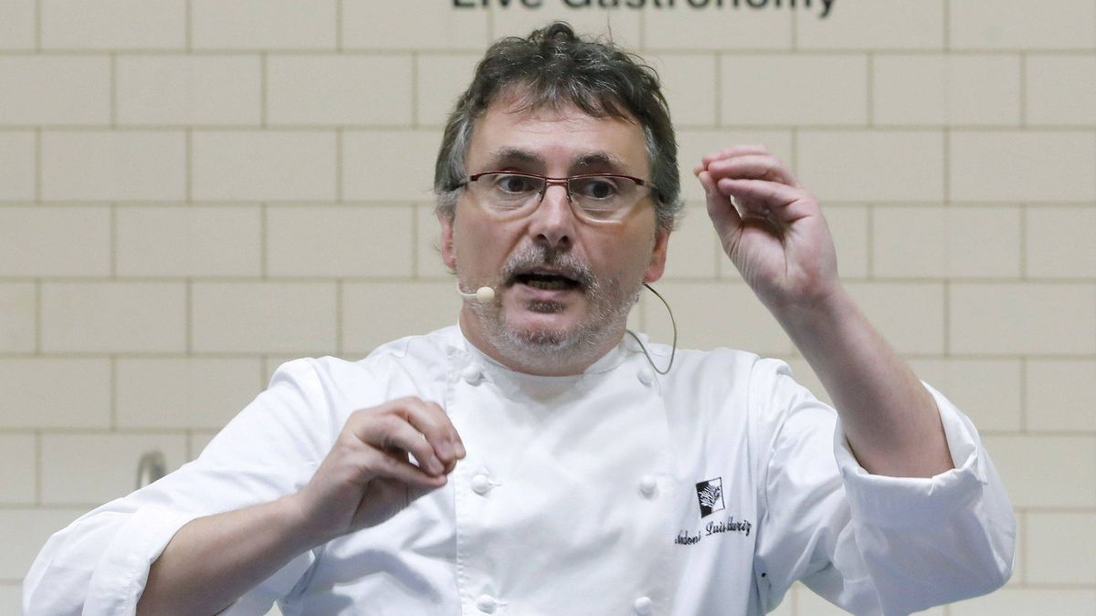 El chef Andoni Luis Aduriz: "Se puede comer con el cuerpo"